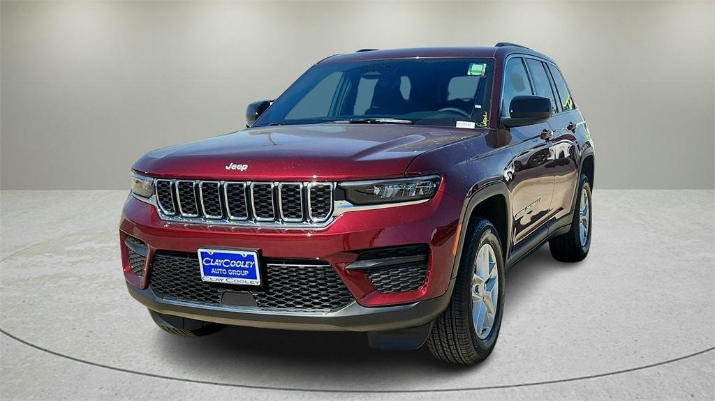 new 2025 Jeep Grand Cherokee car, priced at $34,500