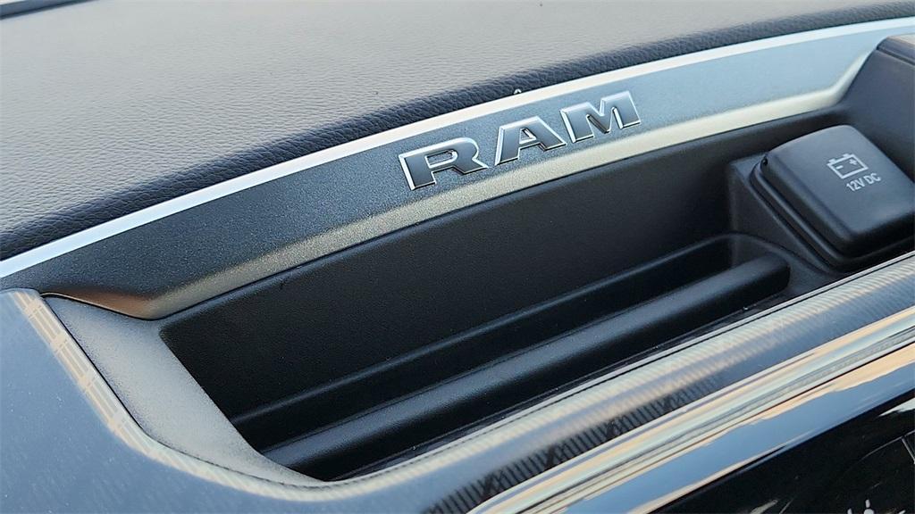 new 2025 Ram 1500 car, priced at $47,000