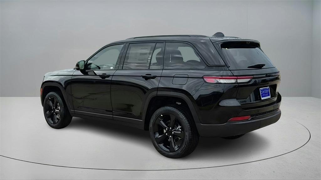 new 2025 Jeep Grand Cherokee car, priced at $50,834