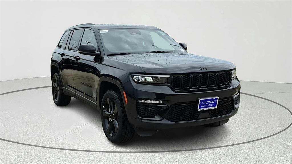 new 2025 Jeep Grand Cherokee car, priced at $50,834
