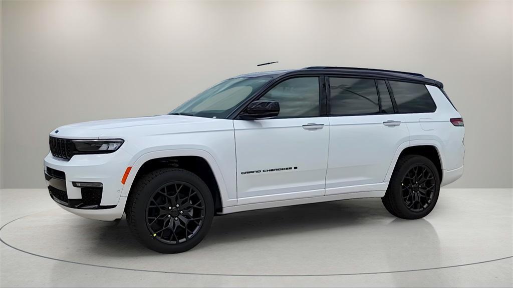 new 2025 Jeep Grand Cherokee L car, priced at $58,500