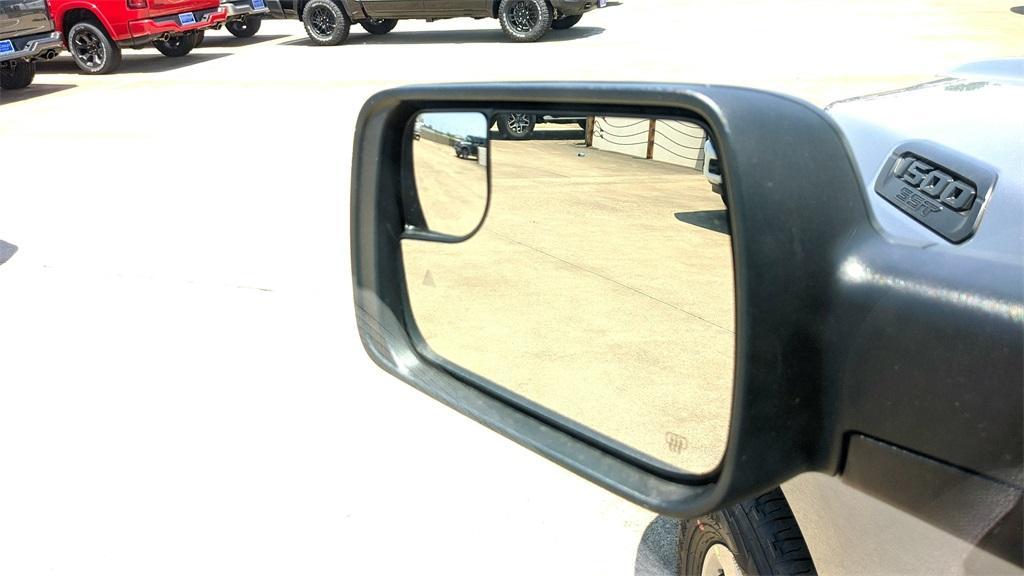new 2025 Ram 1500 car, priced at $39,000