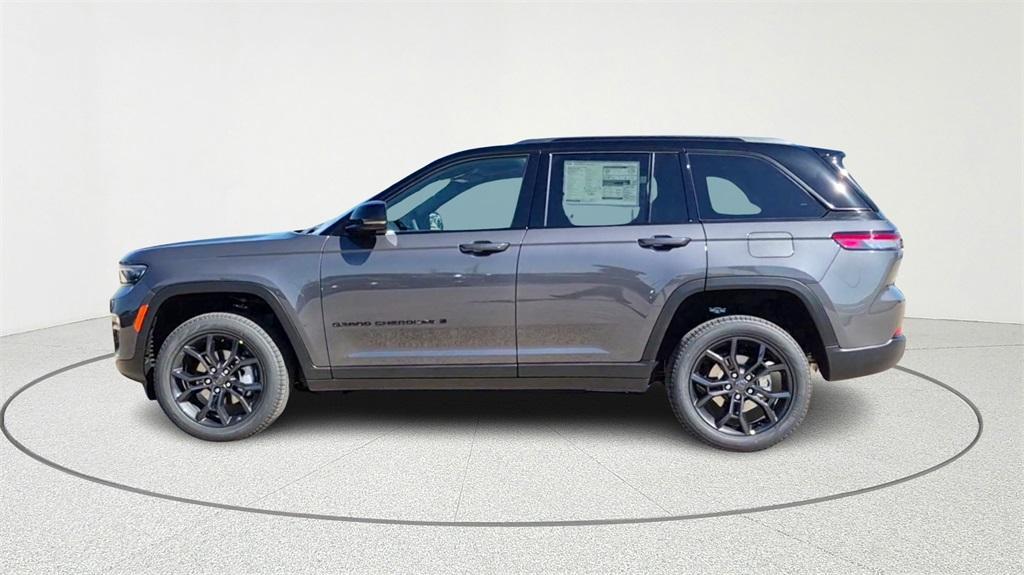 new 2025 Jeep Grand Cherokee car, priced at $49,225