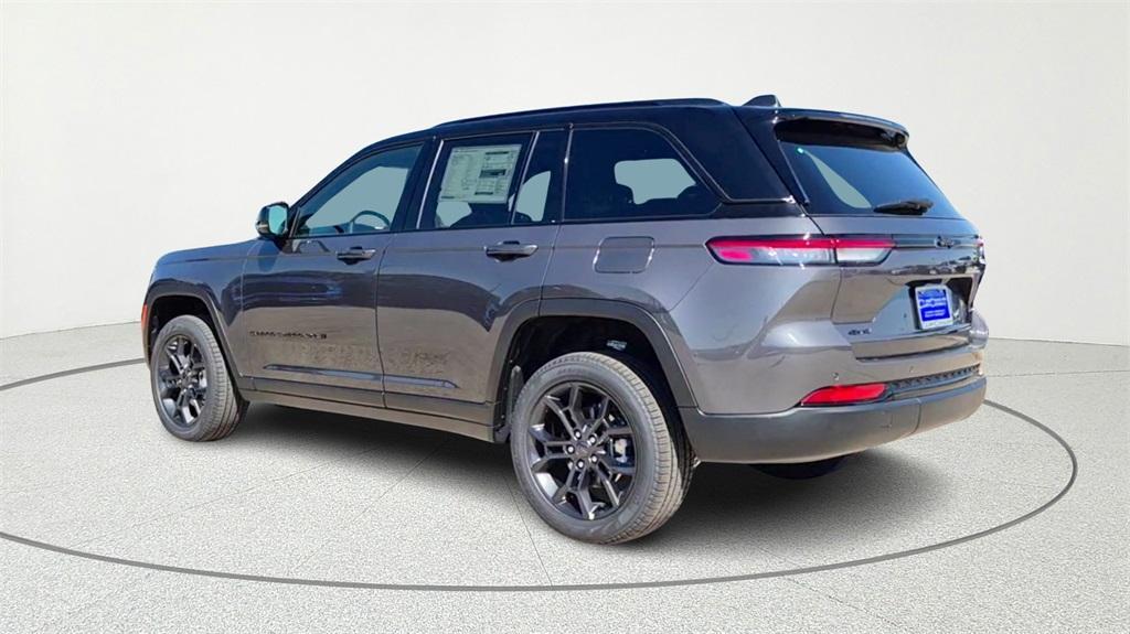 new 2025 Jeep Grand Cherokee car, priced at $49,225