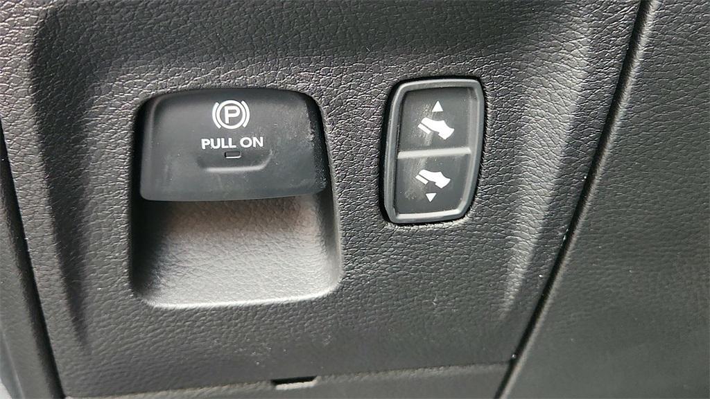 new 2025 Ram 1500 car, priced at $58,000