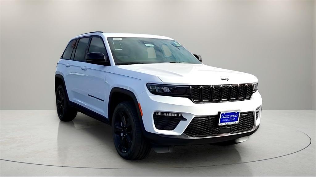 new 2024 Jeep Grand Cherokee car, priced at $40,450