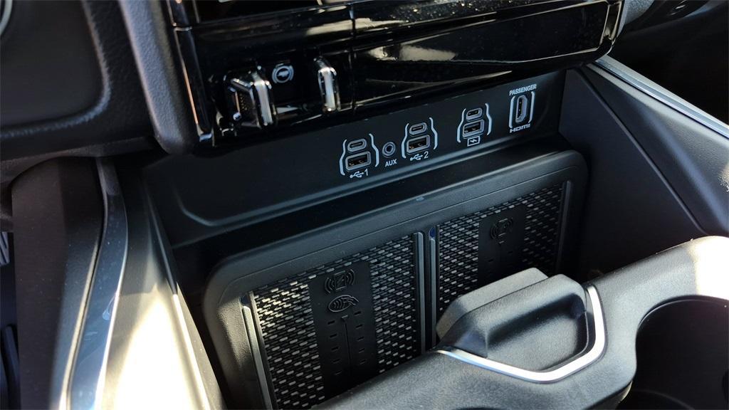 new 2025 Ram 1500 car, priced at $68,070