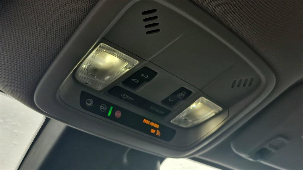 used 2024 Chevrolet Malibu car