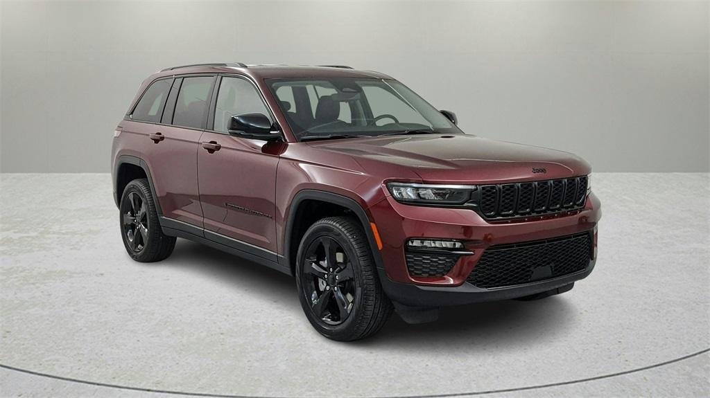 new 2024 Jeep Grand Cherokee car, priced at $41,500