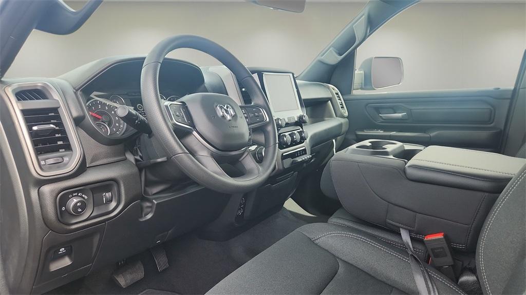 new 2025 Ram 1500 car, priced at $40,000