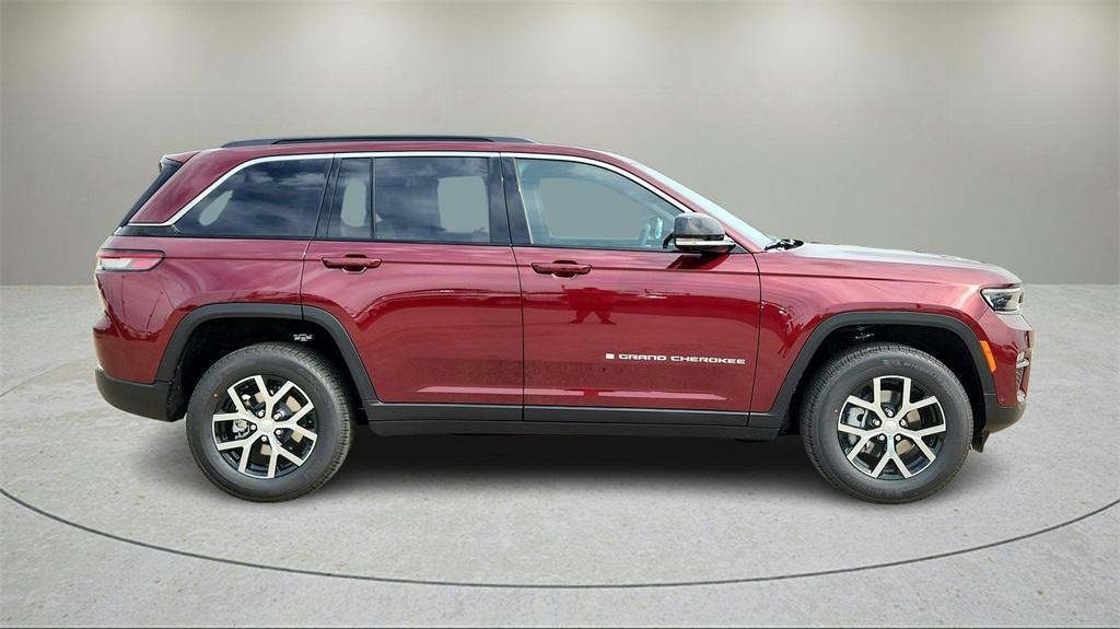new 2025 Jeep Grand Cherokee car, priced at $45,386