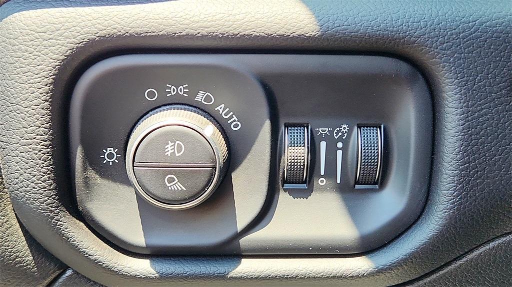 new 2025 Ram 2500 car, priced at $82,427