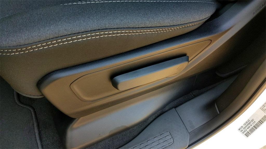 new 2025 Ram 1500 car, priced at $44,000