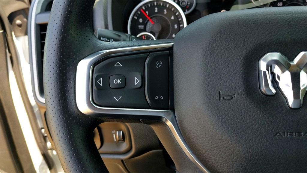 new 2025 Ram 1500 car, priced at $44,000