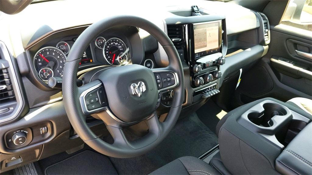 new 2025 Ram 1500 car, priced at $44,000