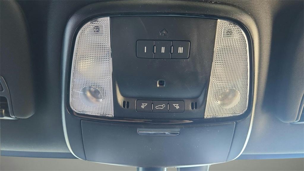 new 2025 Dodge Durango car, priced at $38,500