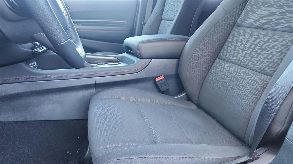 new 2025 Dodge Durango car, priced at $38,500