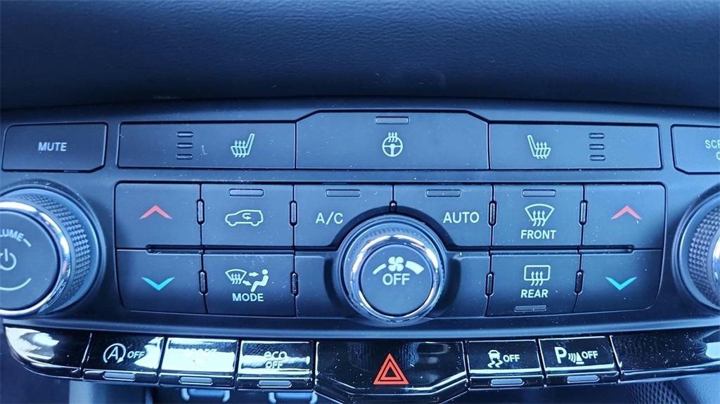 new 2025 Dodge Durango car, priced at $38,500