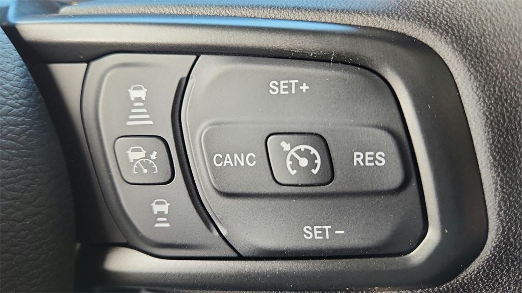 new 2025 Jeep Wrangler car, priced at $41,500
