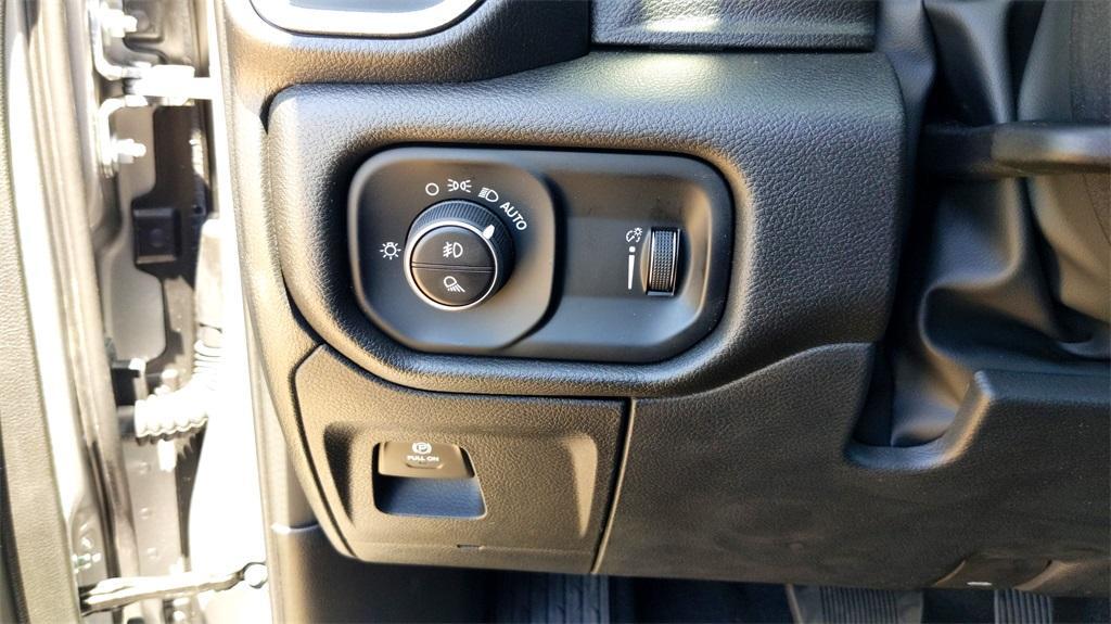 new 2025 Ram 1500 car, priced at $40,070