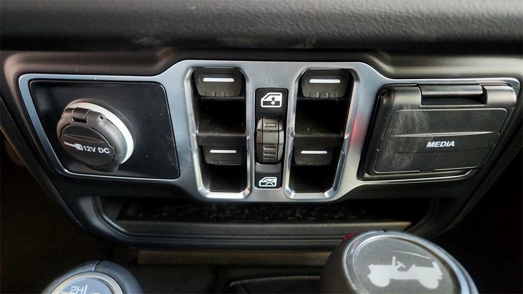 new 2025 Jeep Wrangler car, priced at $51,500