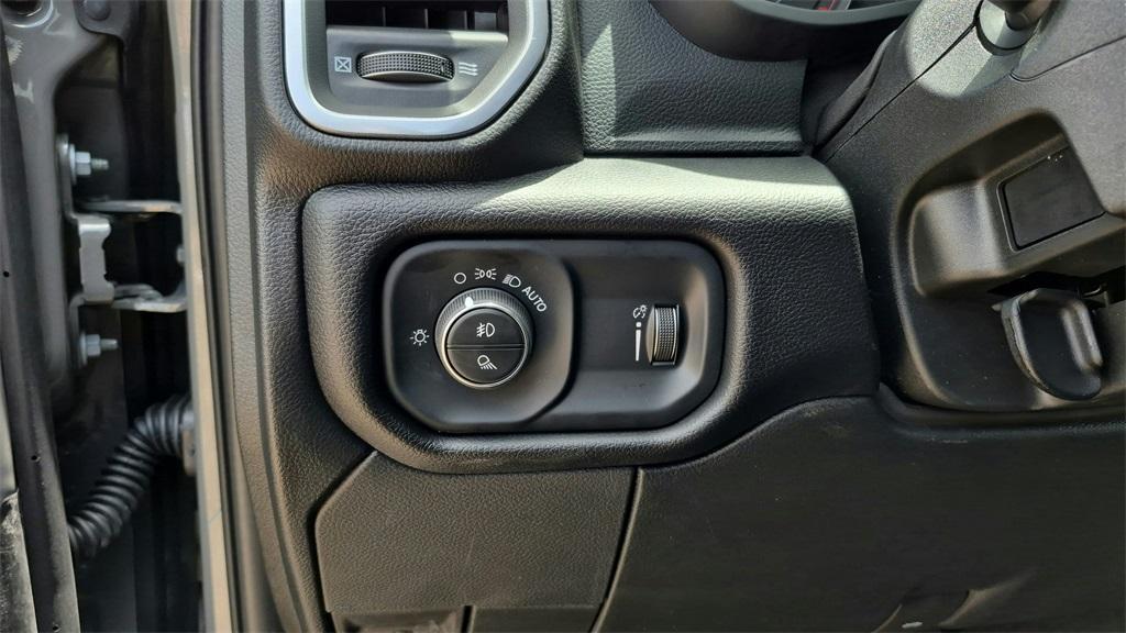 new 2025 Ram 2500 car, priced at $70,025