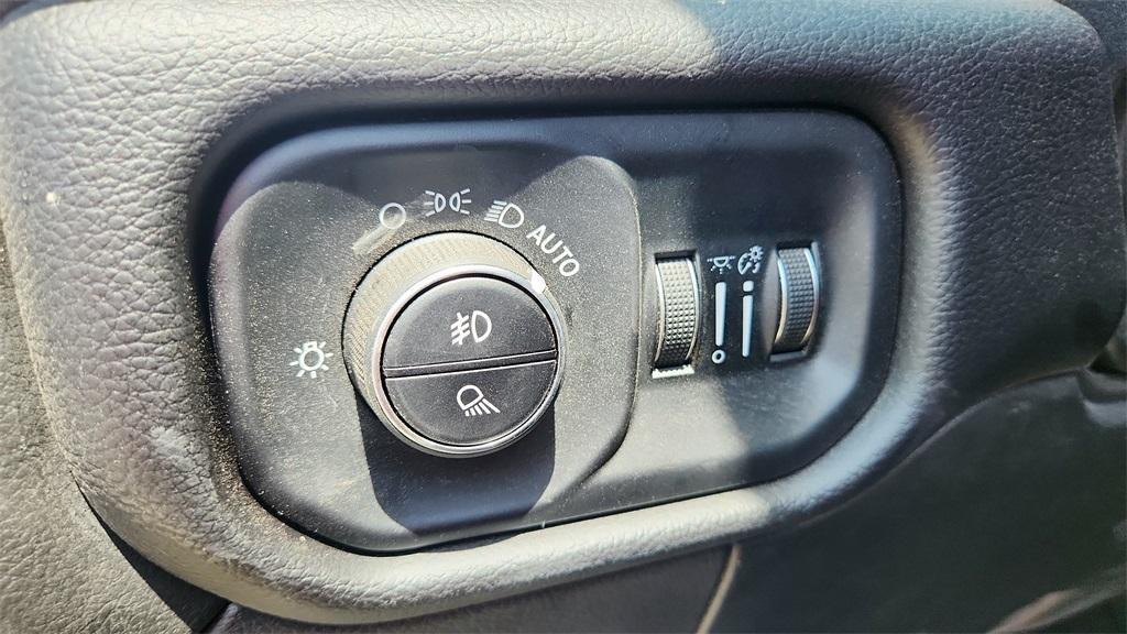 new 2025 Ram 2500 car, priced at $83,574