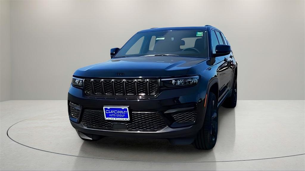 new 2024 Jeep Grand Cherokee car, priced at $38,500