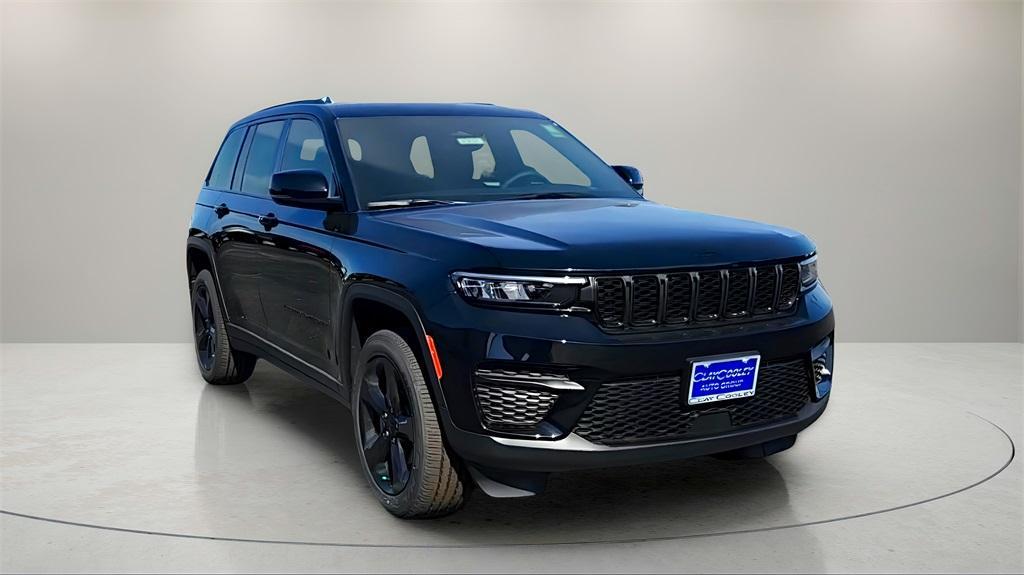 new 2024 Jeep Grand Cherokee car, priced at $38,500