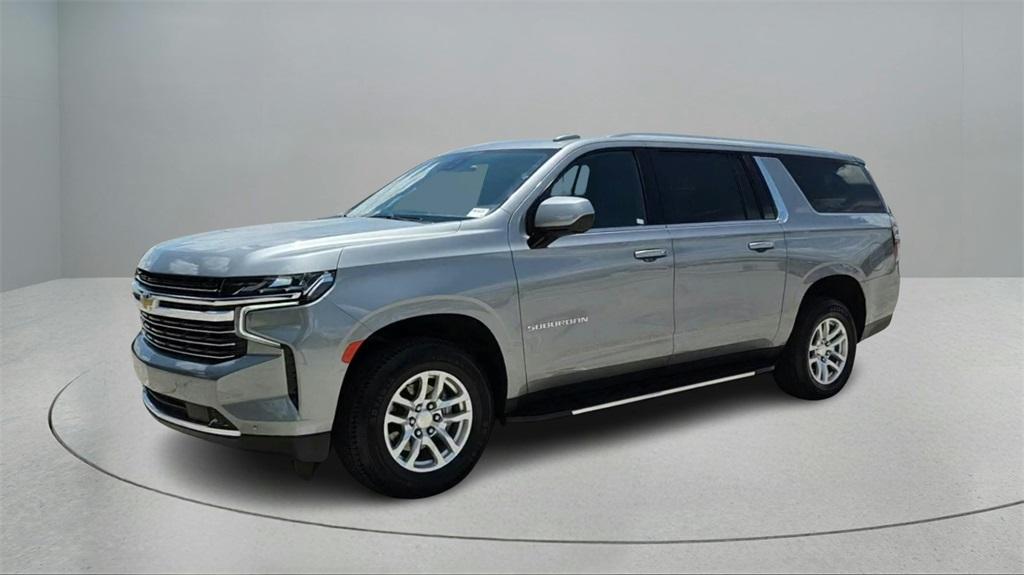 used 2023 Chevrolet Suburban car, priced at $43,000
