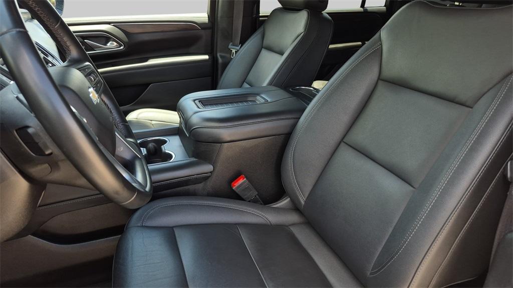 used 2023 Chevrolet Suburban car, priced at $43,000