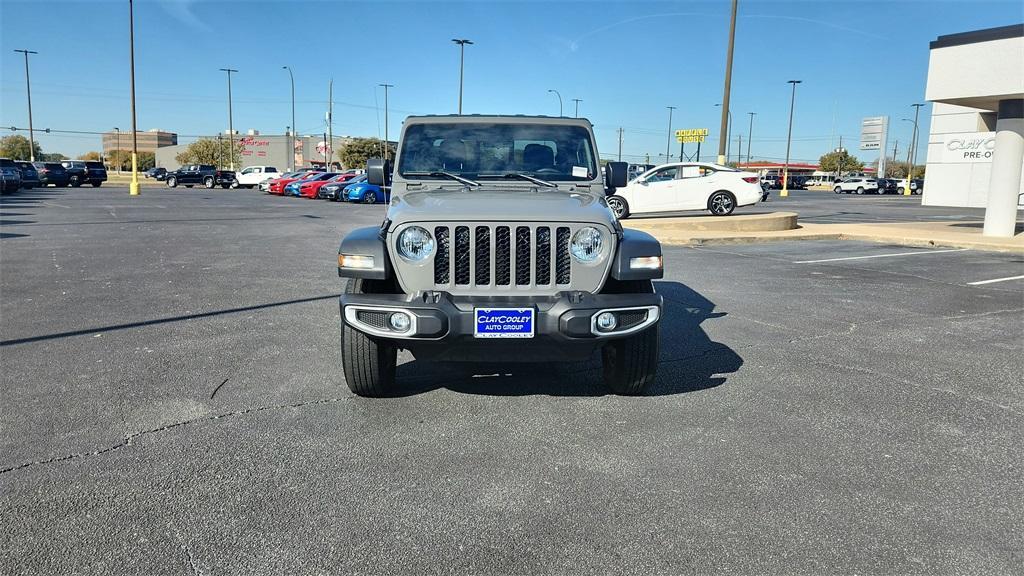 used 2023 Jeep Gladiator car, priced at $31,000