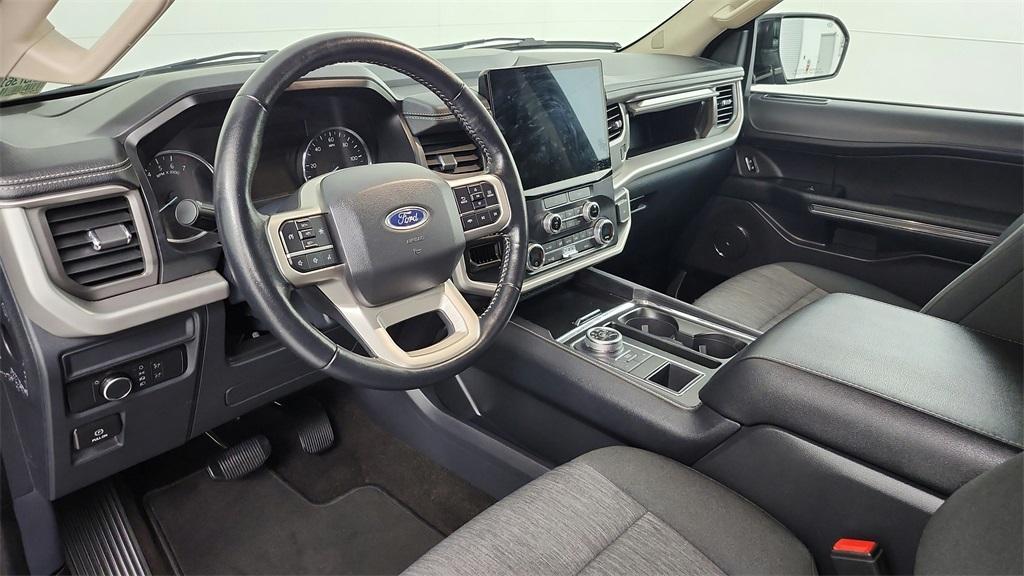 used 2022 Ford Expedition car, priced at $39,000