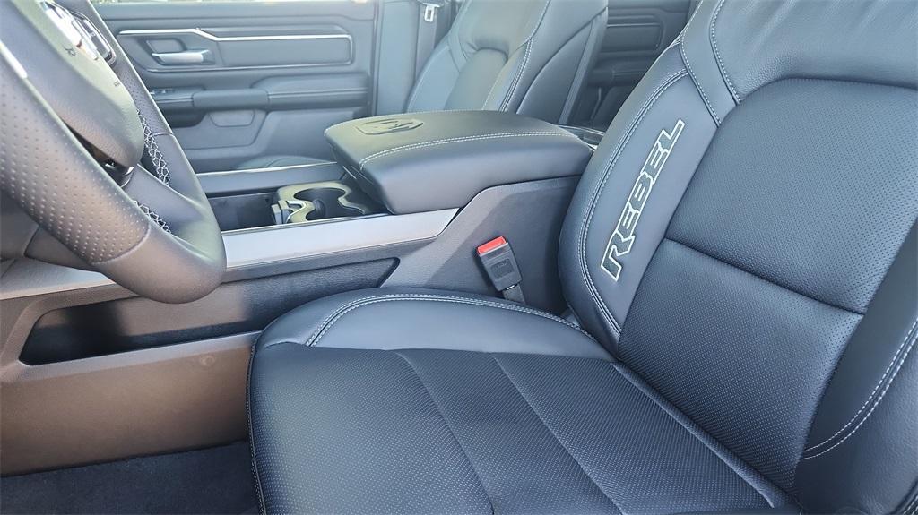new 2025 Ram 1500 car, priced at $59,824