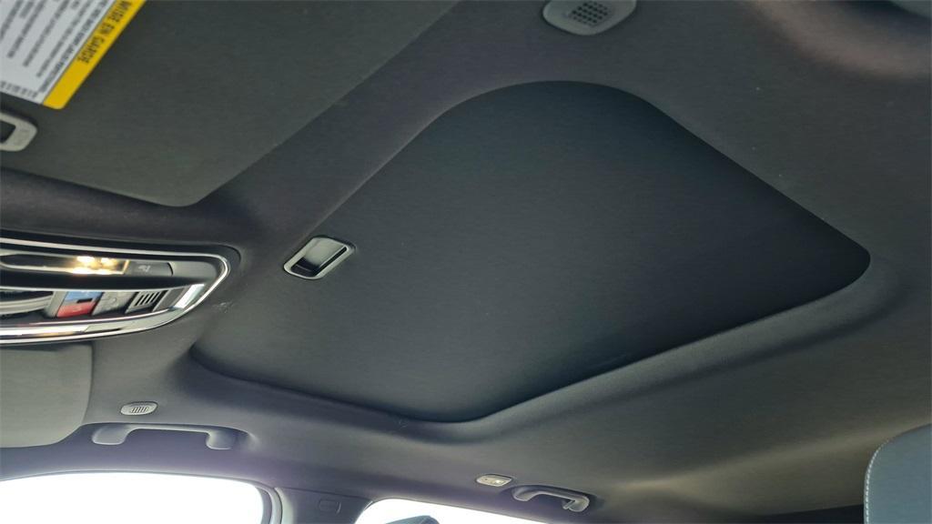 new 2025 Jeep Grand Cherokee car, priced at $39,287