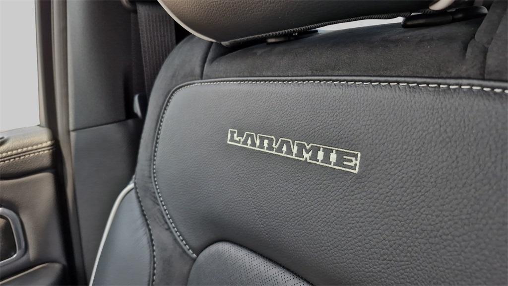 new 2025 Ram 1500 car, priced at $64,671