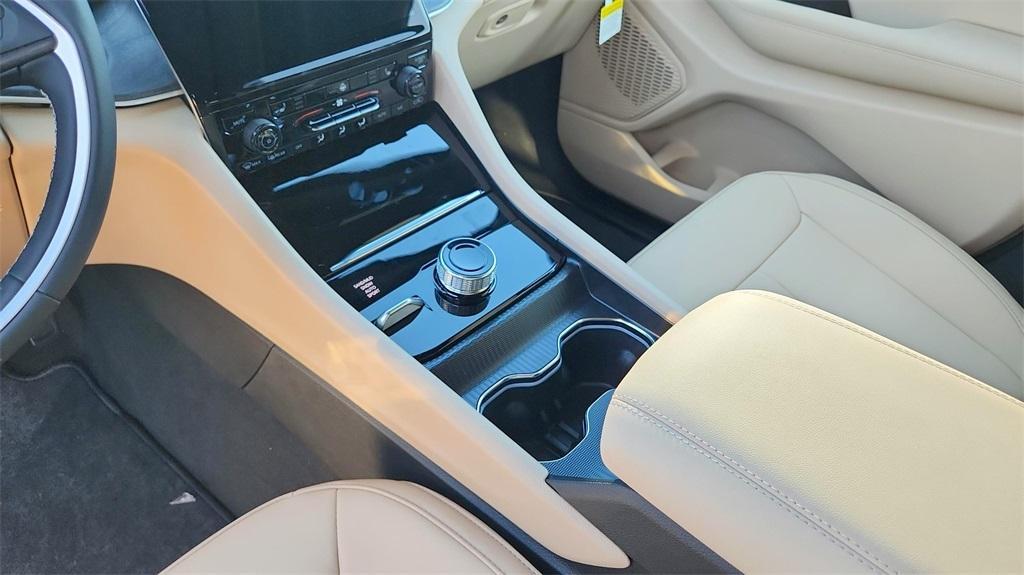 new 2025 Jeep Grand Cherokee L car, priced at $45,500