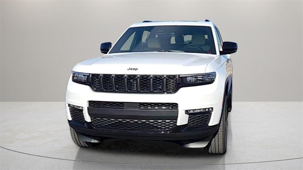 new 2025 Jeep Grand Cherokee L car, priced at $45,500