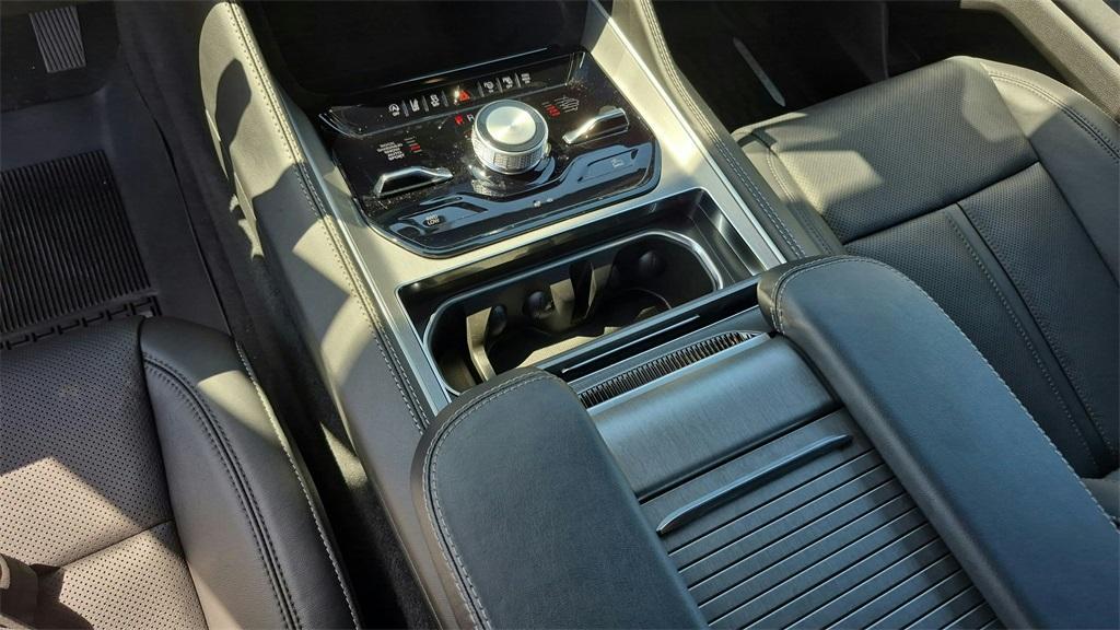 new 2025 Jeep Wagoneer car, priced at $68,000