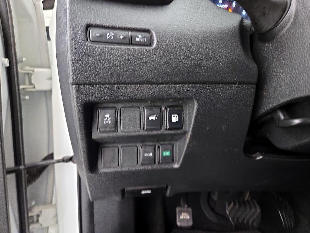 used 2018 Nissan Rogue car, priced at $13,998