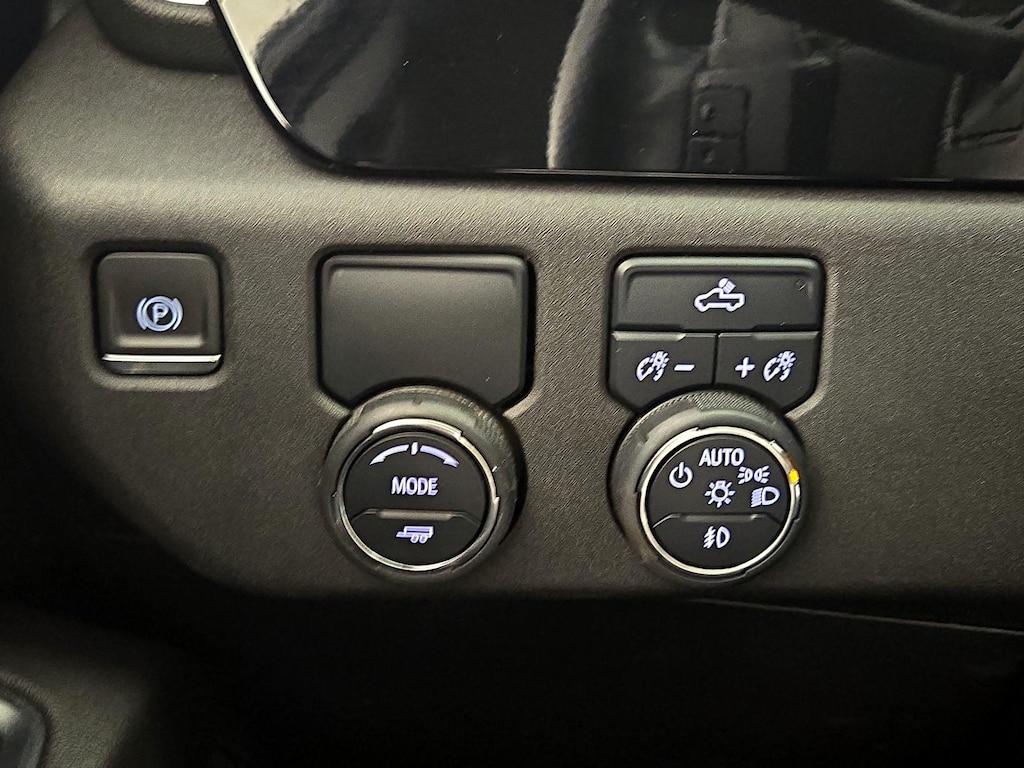 used 2023 Chevrolet Silverado 1500 car, priced at $39,998