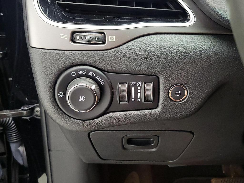 used 2021 Jeep Cherokee car, priced at $22,998