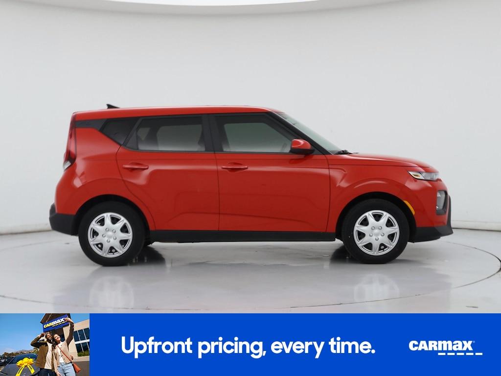 used 2022 Kia Soul car, priced at $17,998