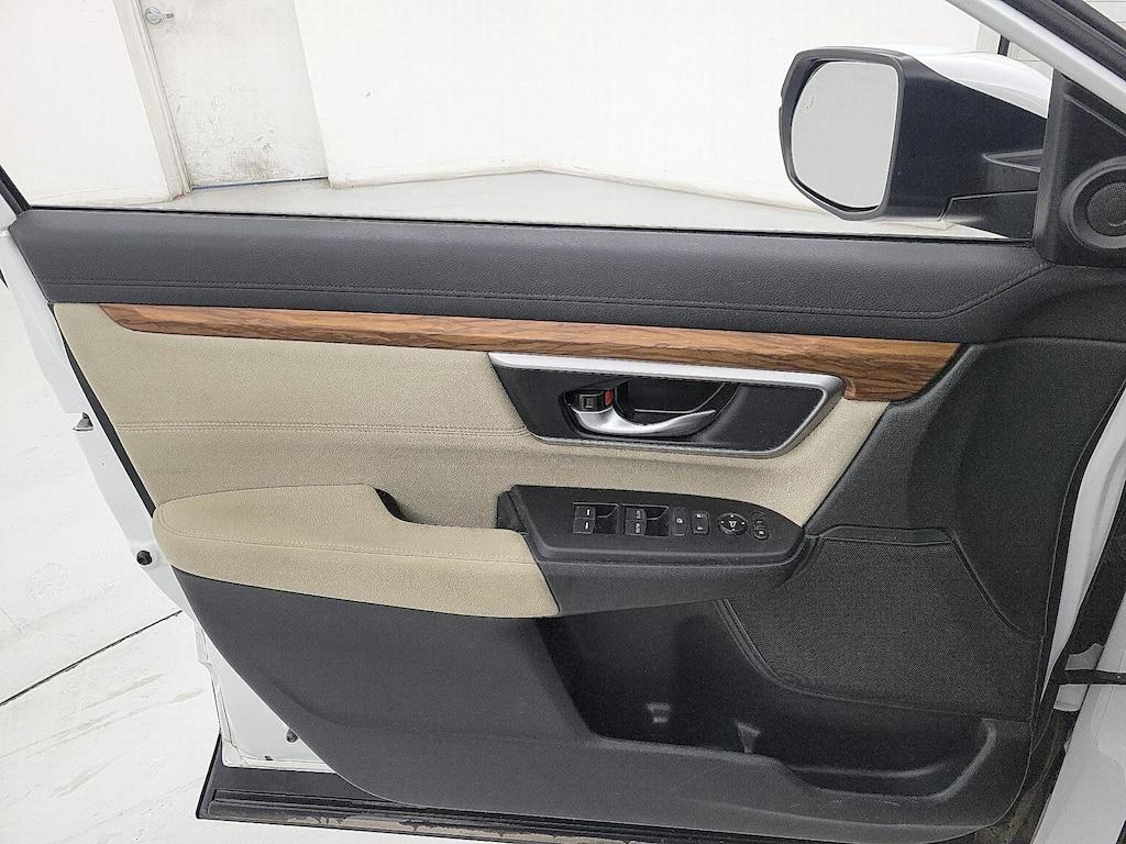 used 2020 Honda CR-V car, priced at $27,998