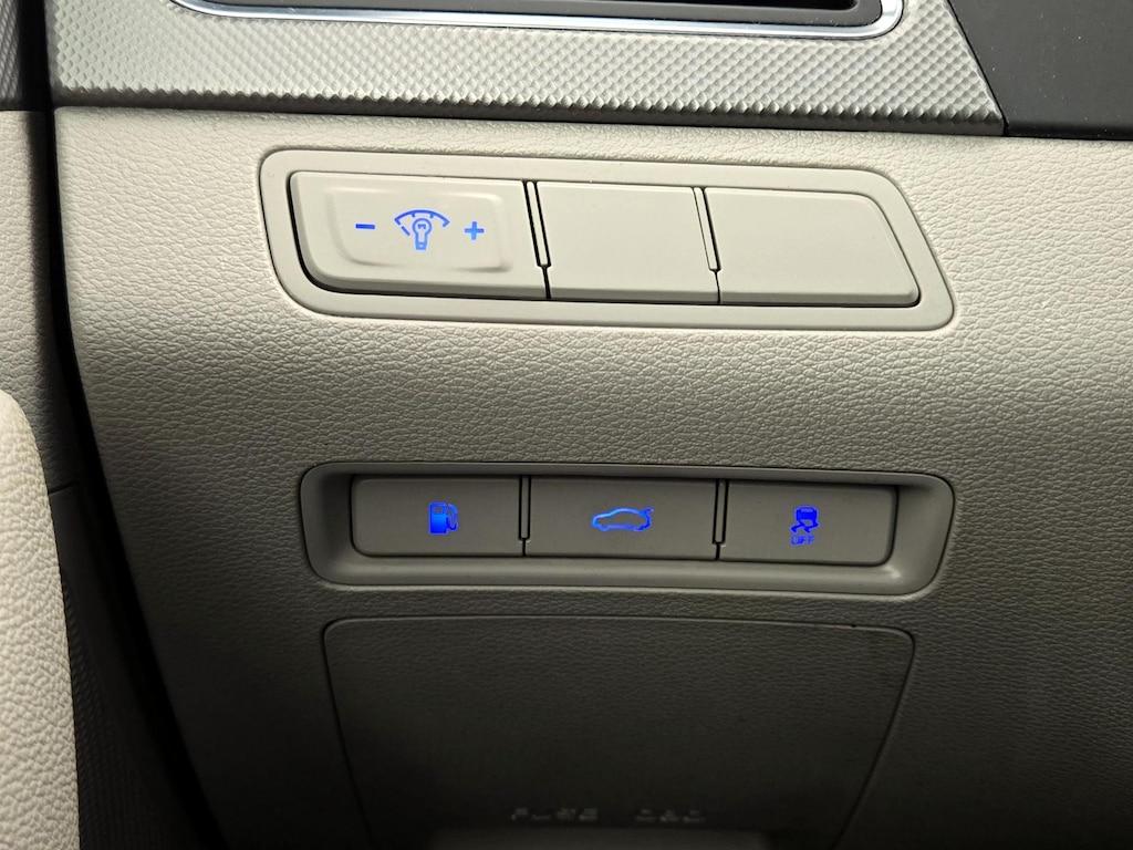 used 2016 Hyundai Sonata Hybrid car, priced at $17,998