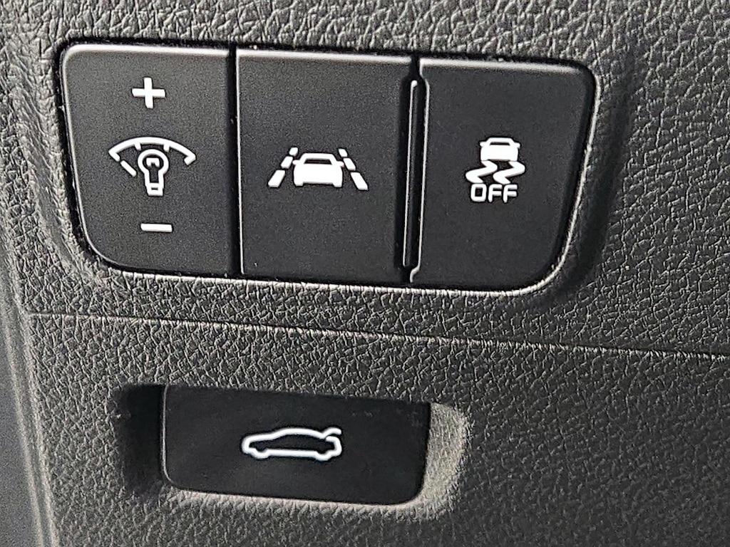 used 2022 Kia K5 car, priced at $23,998