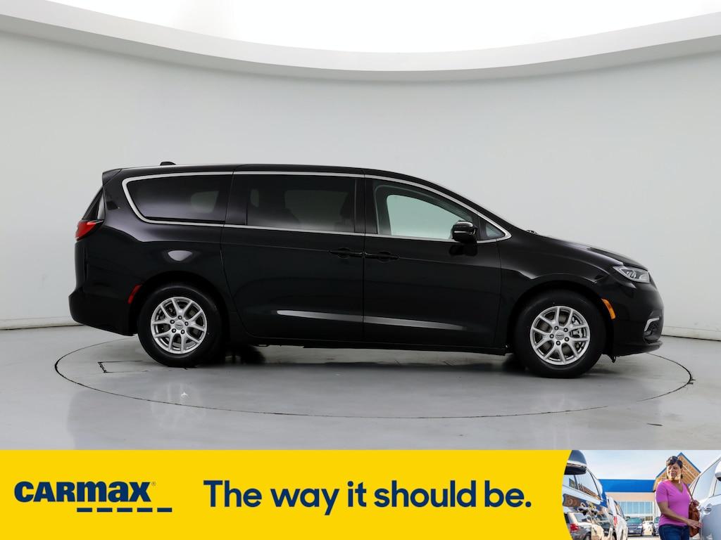 used 2023 Chrysler Pacifica car, priced at $26,998