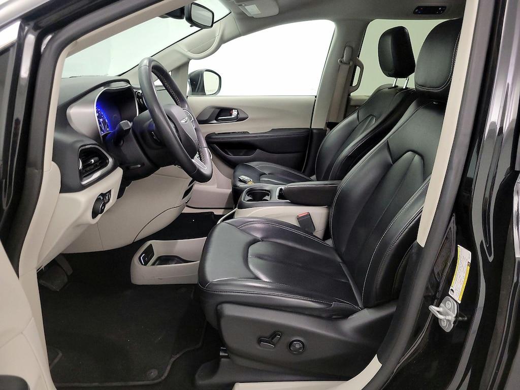 used 2023 Chrysler Pacifica car, priced at $26,998