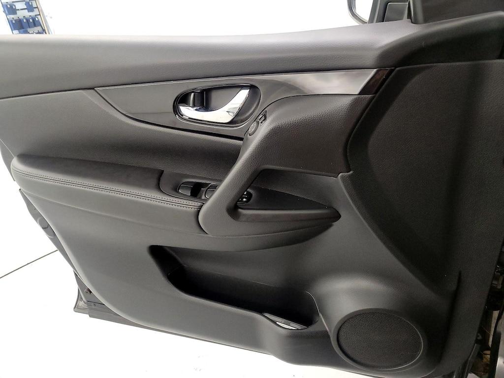 used 2020 Nissan Rogue Sport car, priced at $19,998