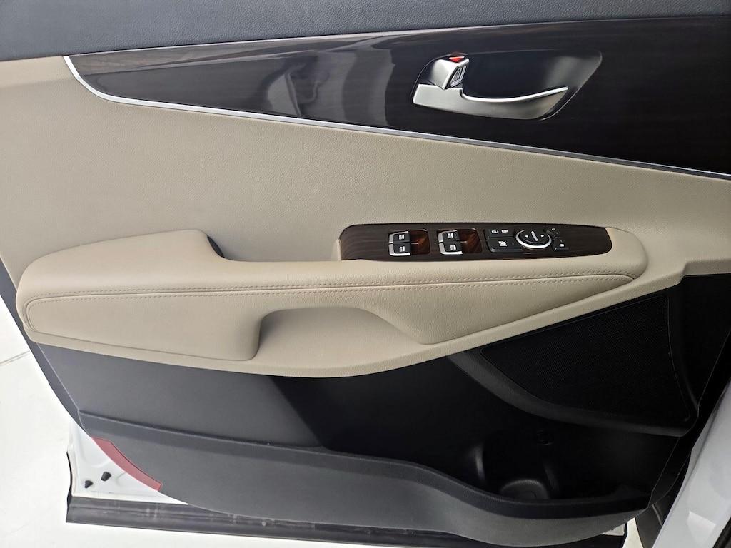 used 2019 Kia Sorento car, priced at $14,998